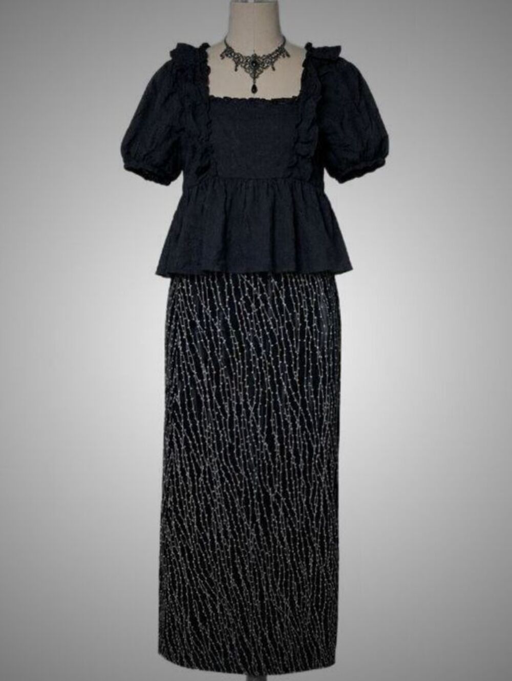 goth milkmaid Dark Cottagecore Peasant Blouse peplum Smocked Puff Sleeve Sz 8